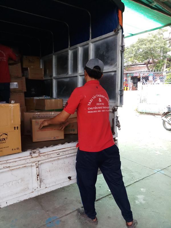 Khách hàng hãy gọi vào số hotline để được báo giá và tư vấn gói dịch vụ phù hợp